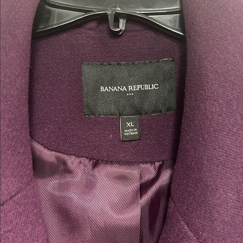 Banana Republic Pinot Noir Double-Breasted Coat - Picture 3 of 8